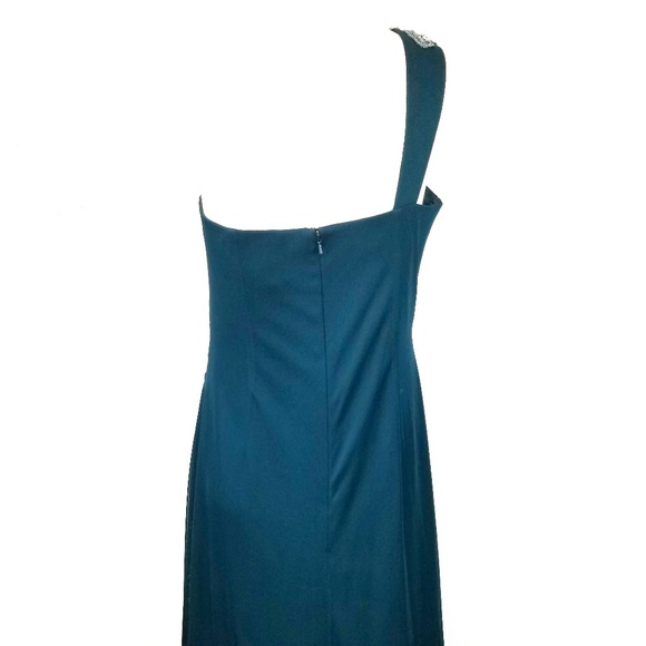 Stunning Beaded Turquoise Formal Evening Maxi Gown - Picture 5 of 8